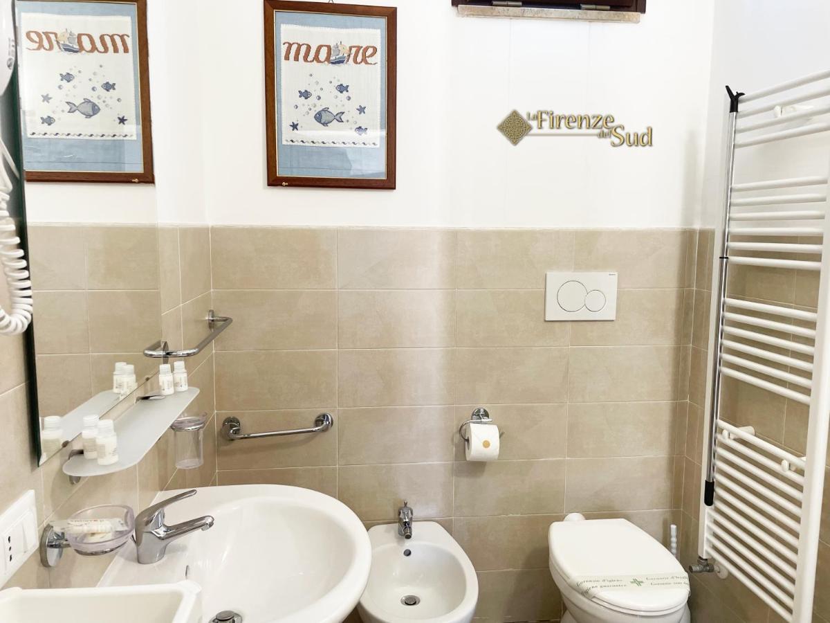 La Firenze Del Sud Bed and Breakfast Lecce Eksteriør billede